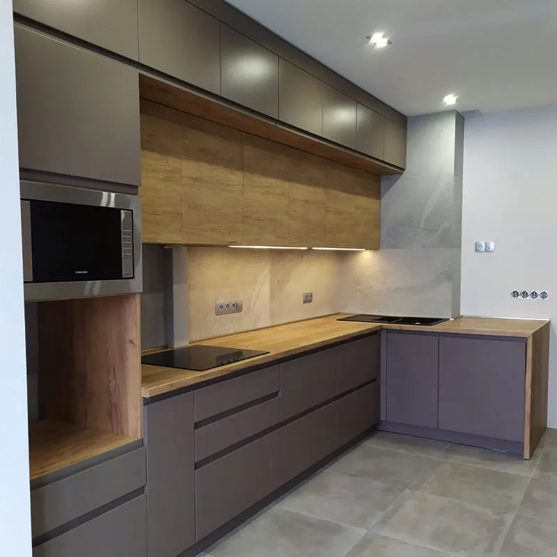 Mobilă bucătărie la comandă Cappuccino, MDF vopsit + MDF înfoliat mat + mat texturat, București